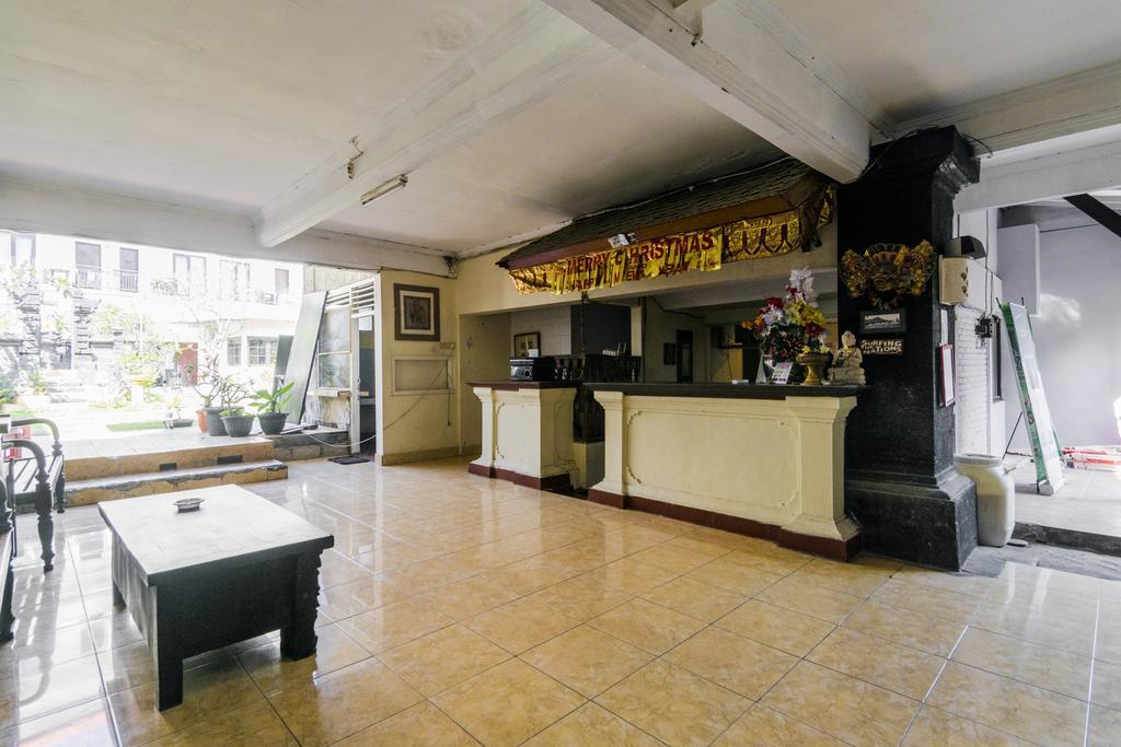 Hotel Reddoorz @ Poppies Lane 1 Kuta Lombok Exterior foto